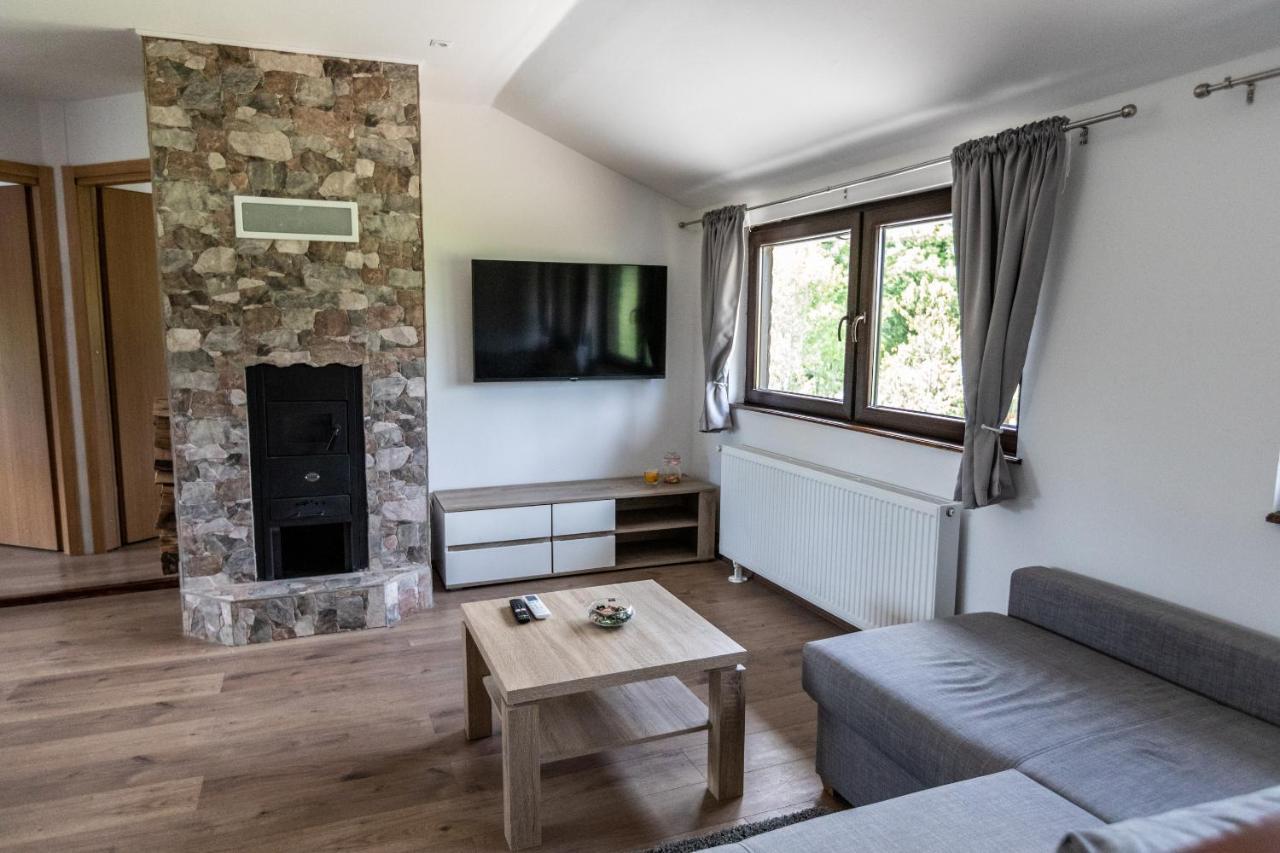 Apartmani Lara Modrus-Kuca Za Odmor Екстер'єр фото