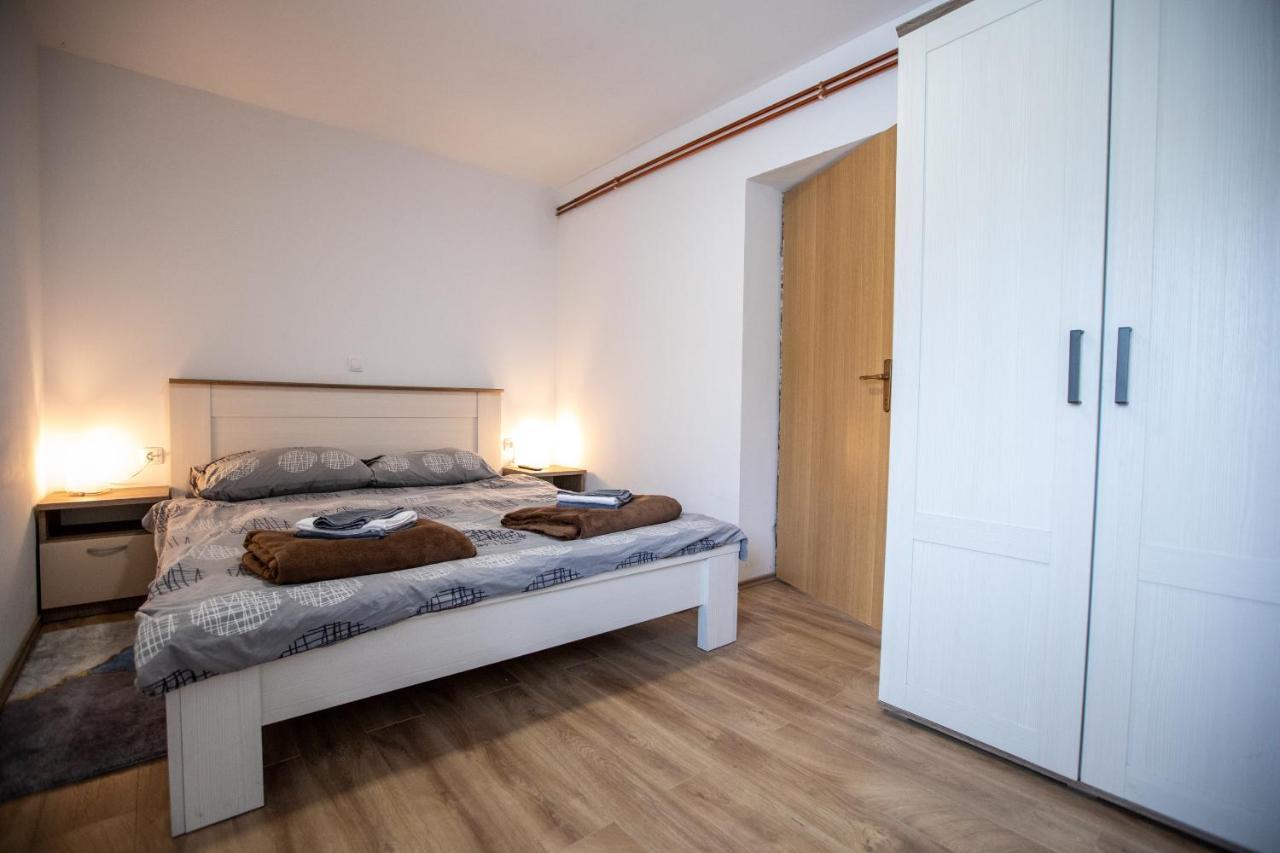 Apartmani Lara Modrus-Kuca Za Odmor Екстер'єр фото